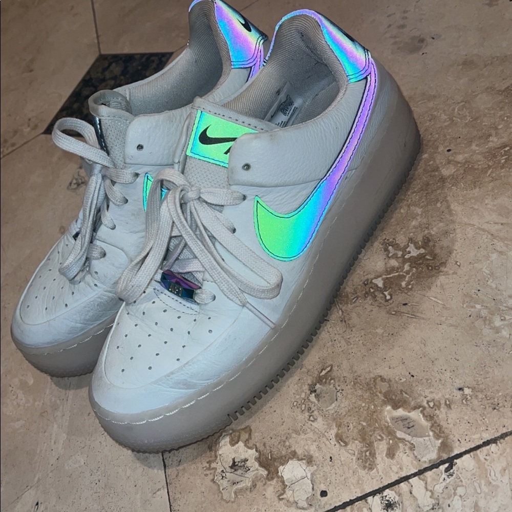 Nike Shoes - Picture 2 of 7